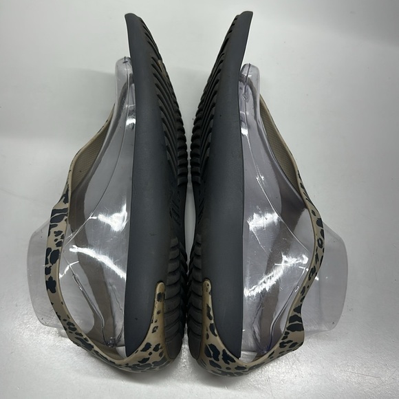 Crocs Sexi Serena Sandals Leopard Flip Flop Thong Slingback Flat Shoes Womens 10 - Picture 7 of 9